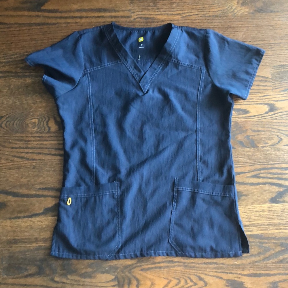 Navy WonderWink scrub top size medium